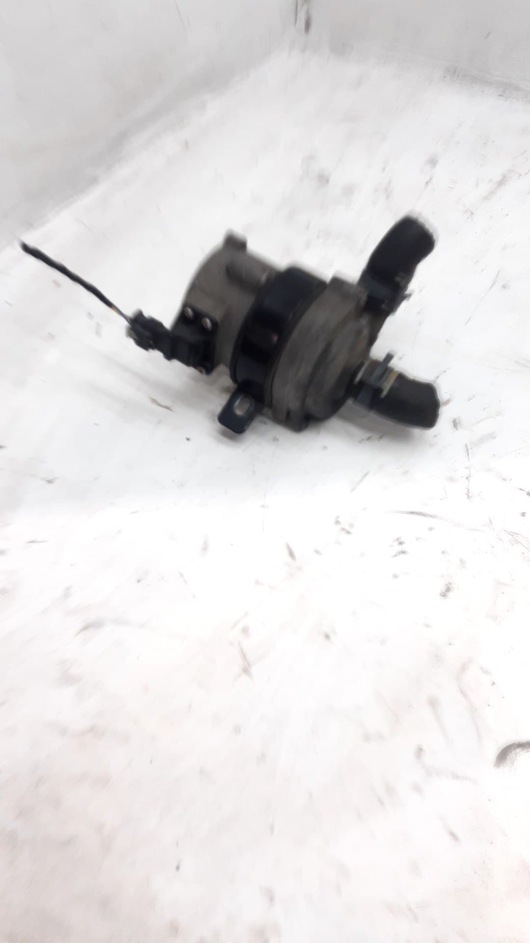 Bomba agua AUDI A4 AVANT (8W5)