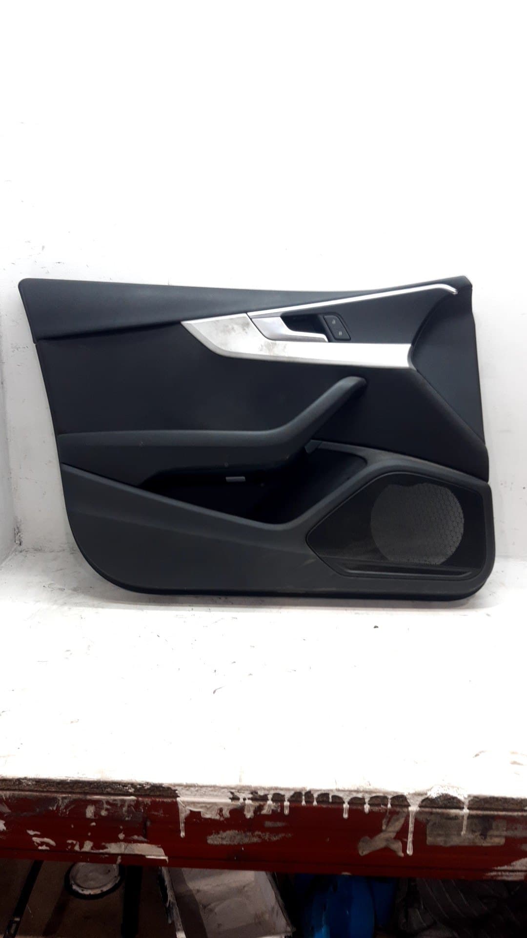 Recambio AUDI A4 AVANT (8W5) ref. 8W0867103A
