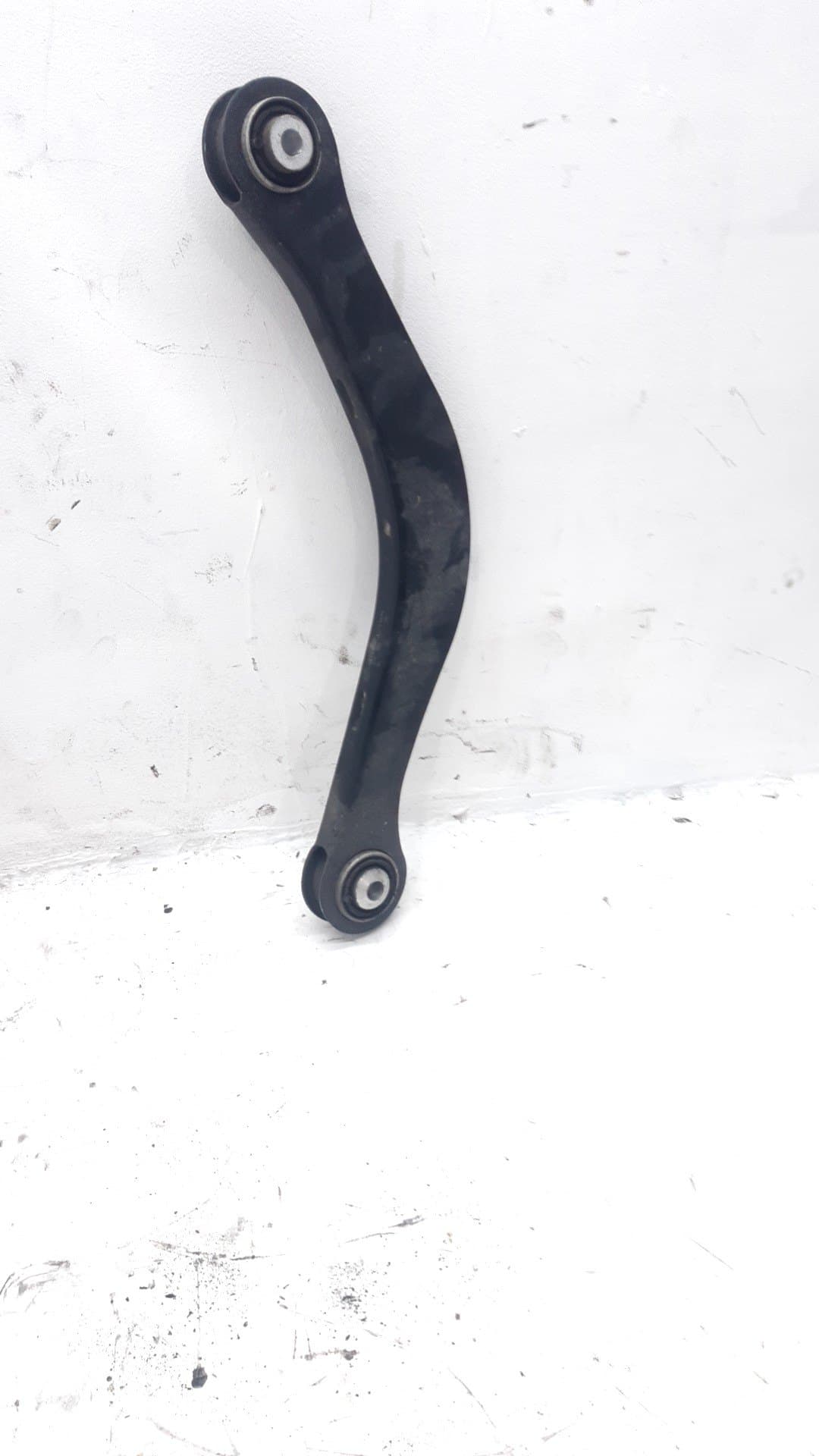 Brazo suspension superior trasero derecho AUDI A4 AVANT (8W5) 2