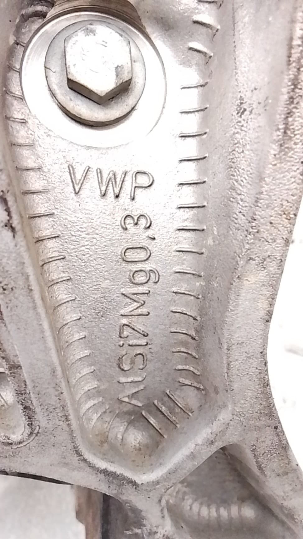 Soporte motor delantero AUDI A4 AVANT (8W5) 4
