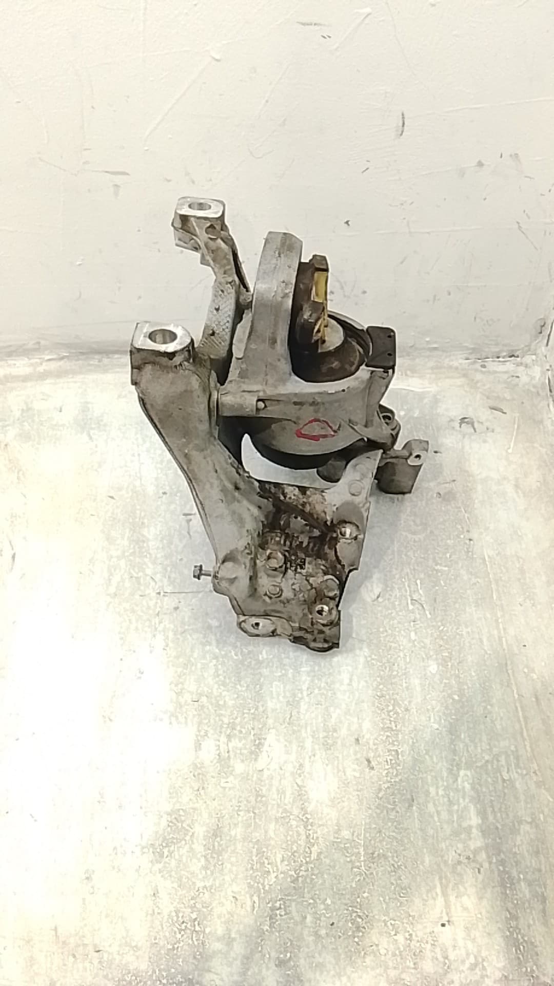 Soporte motor delantero AUDI A4 AVANT (8W5) 3