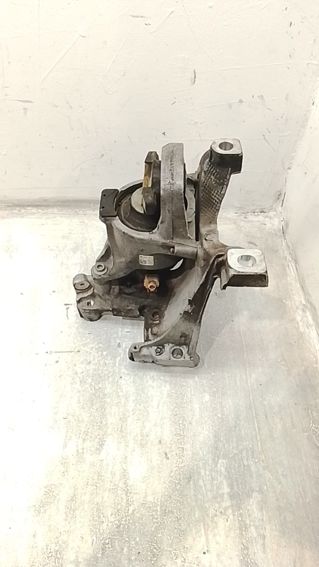 Soporte motor delantero AUDI A4 AVANT (8W5) 2