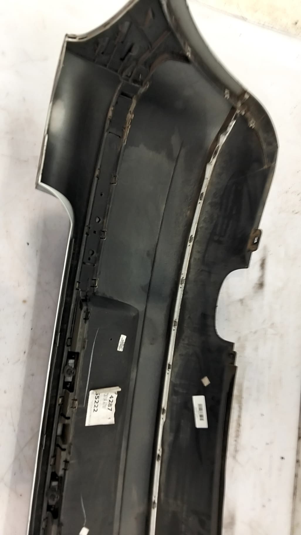 Paragolpes trasero VOLKSWAGEN POLO (9N1) 5