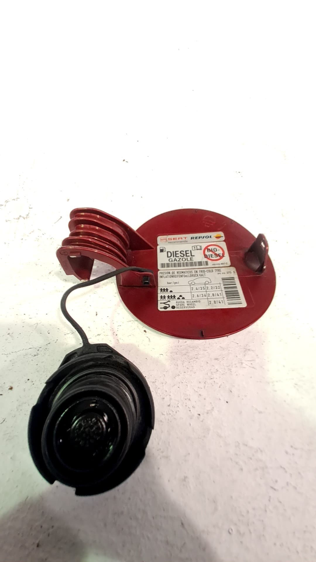 Tapa exterior combustible SEAT LEON (1P1) 2