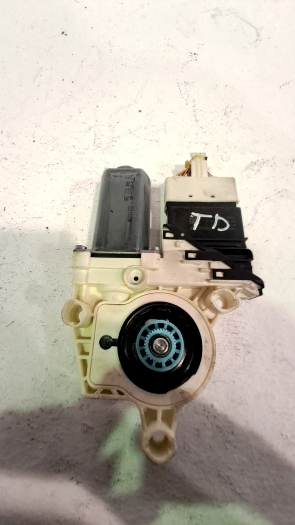 Motor elevalunas trasero derecho SEAT LEON (1P1)