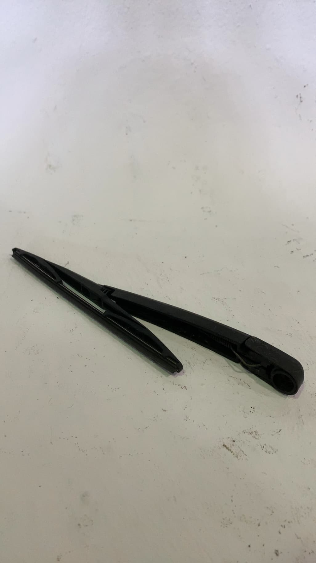 Brazo limpia trasero TOYOTA COROLLA VERSO (R1)