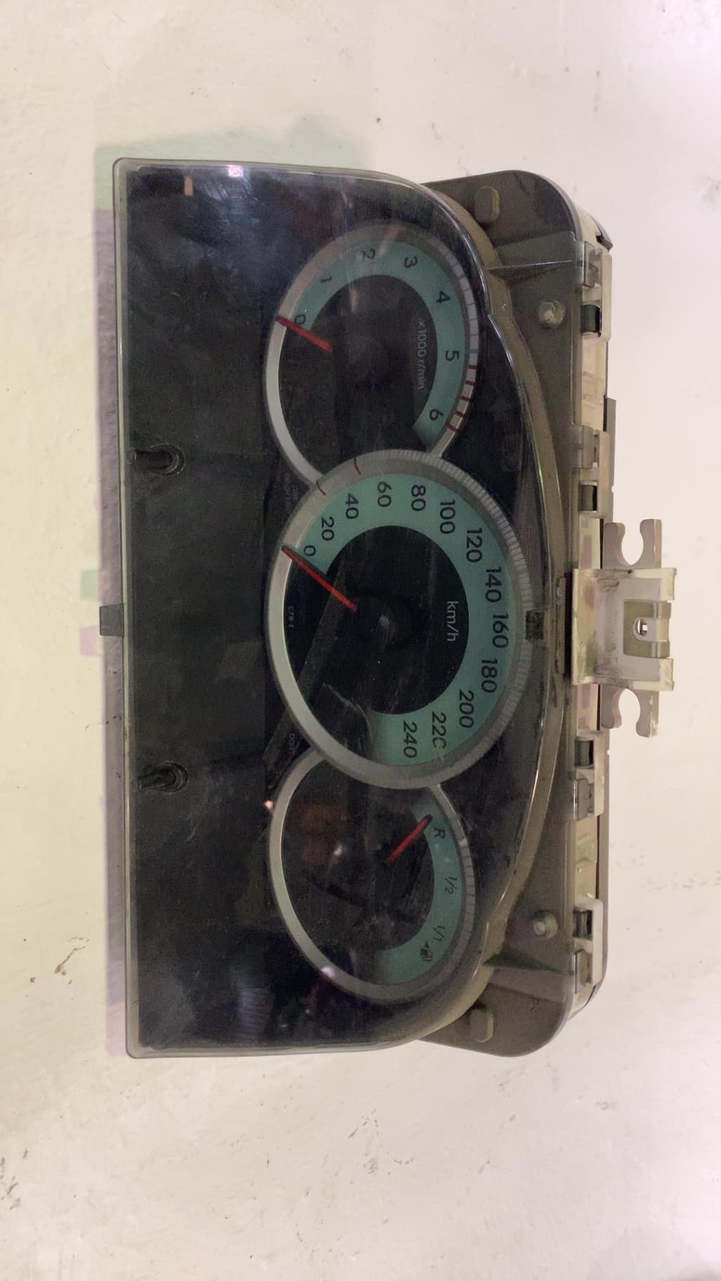 Cuadro instrumentos TOYOTA COROLLA VERSO (R1)