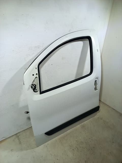Puerta delantera izquierda CITROEN NEMO FURGONETA/MONOVOLUMEN (AA_) 3