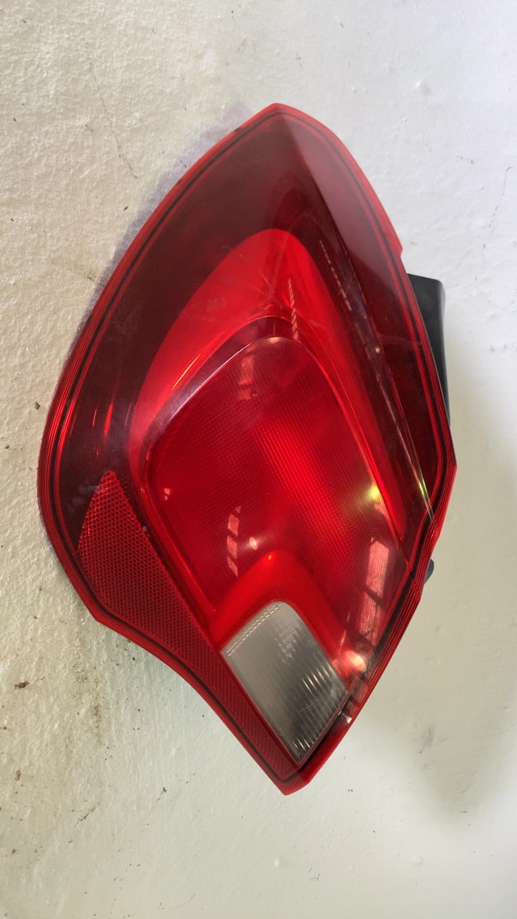Piloto trasero izquierdo OPEL CORSA E