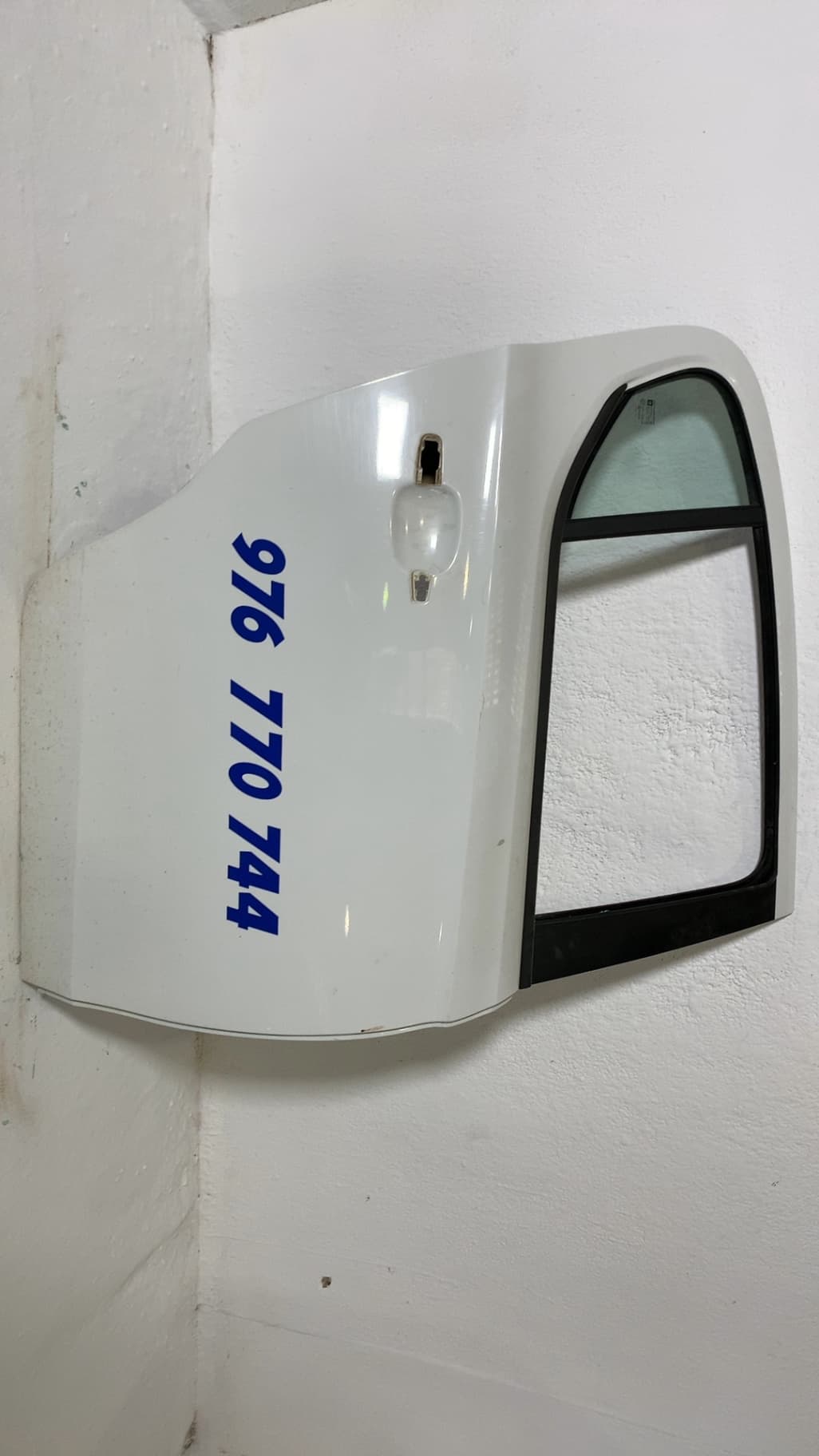 Puerta trasera derecha OPEL CORSA E