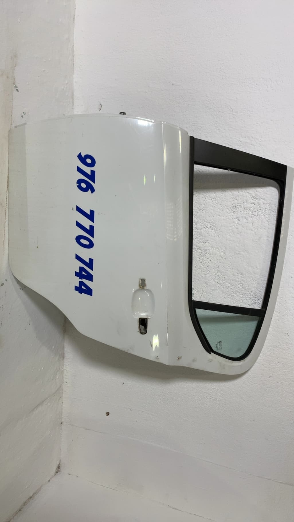 Puerta trasera izquierda OPEL CORSA E