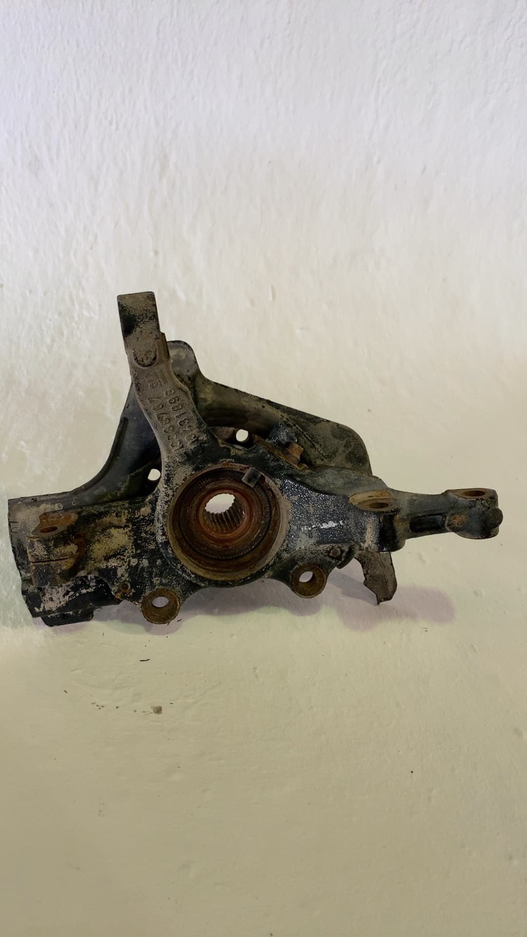 Mangueta delantera izquierda OPEL CORSA E