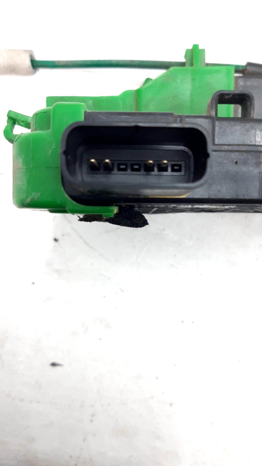 Cerradura puerta lateral izquierda HYUNDAI I40 4