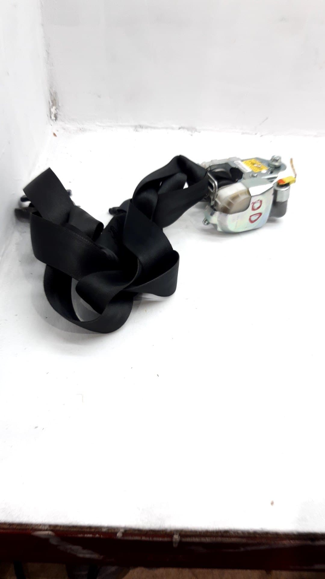 Cinturon seguridad delantero derecho HYUNDAI I40