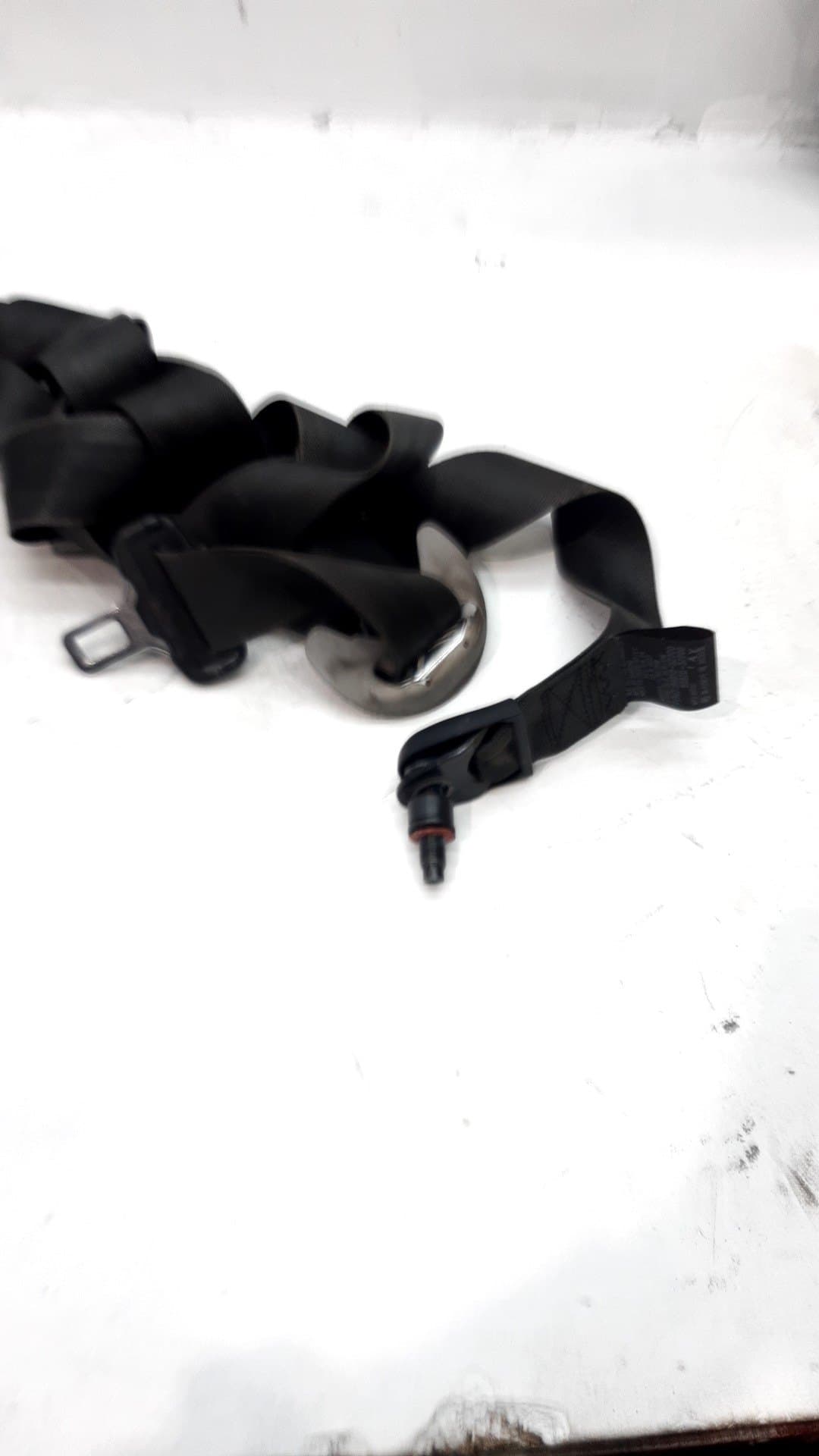 Cinturon seguridad delantero izquierdo HYUNDAI I40 2