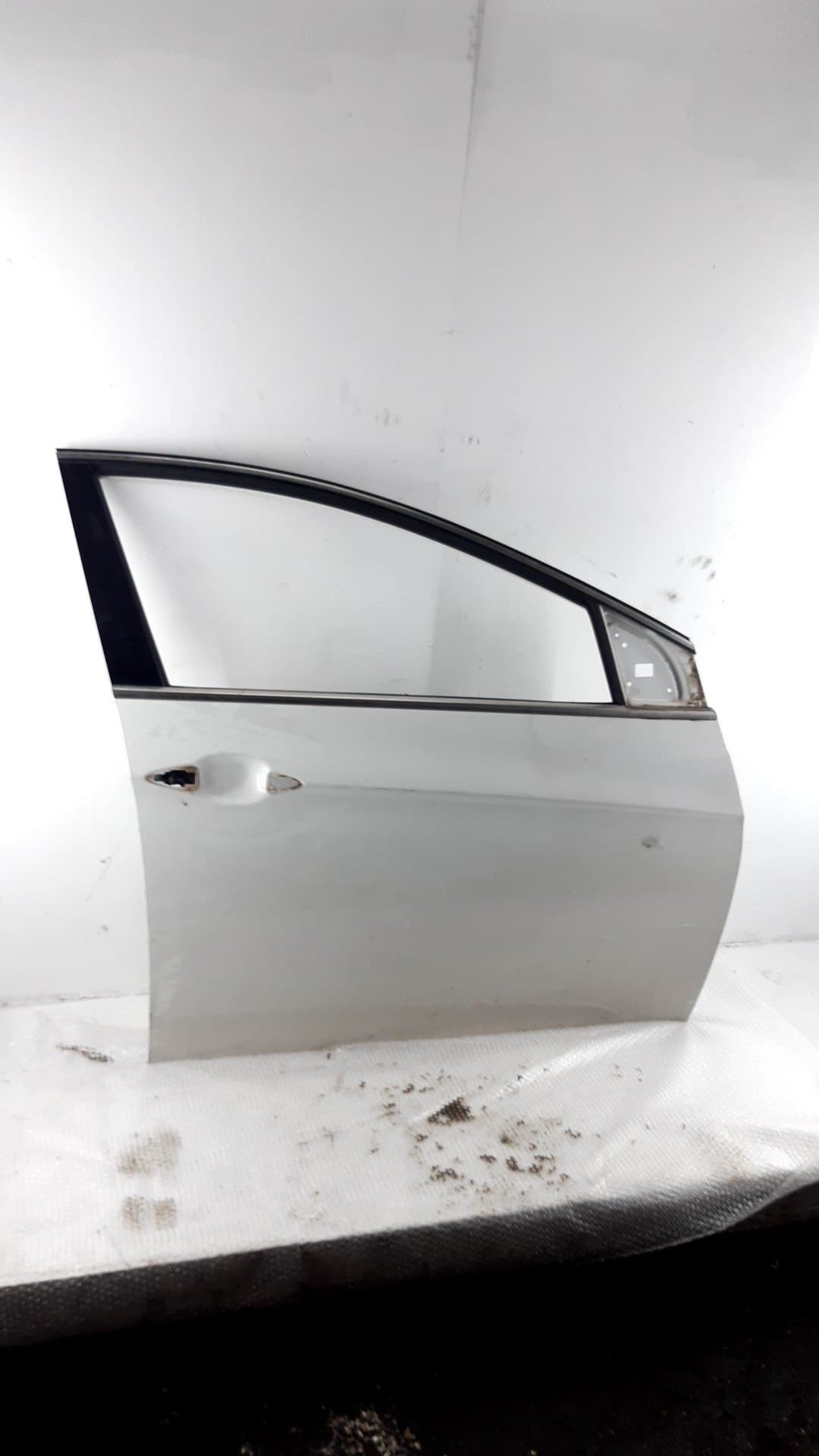 Puerta delantera derecha HYUNDAI I40