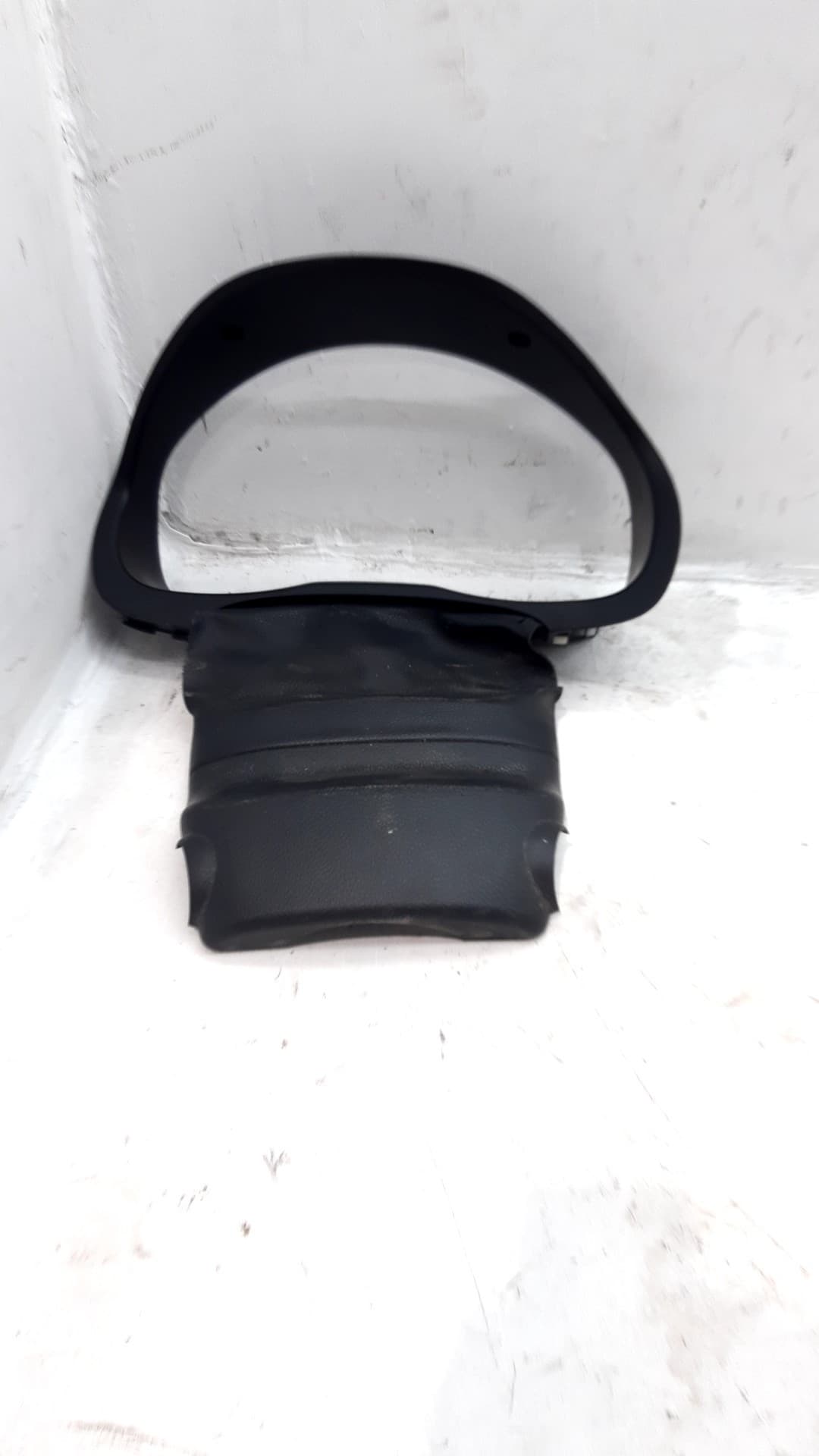 Recambio HYUNDAI I40 ref. 848303Z0004X
