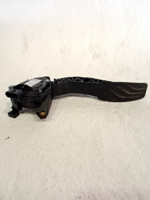 Pedal acelerador NISSAN X-TRAIL