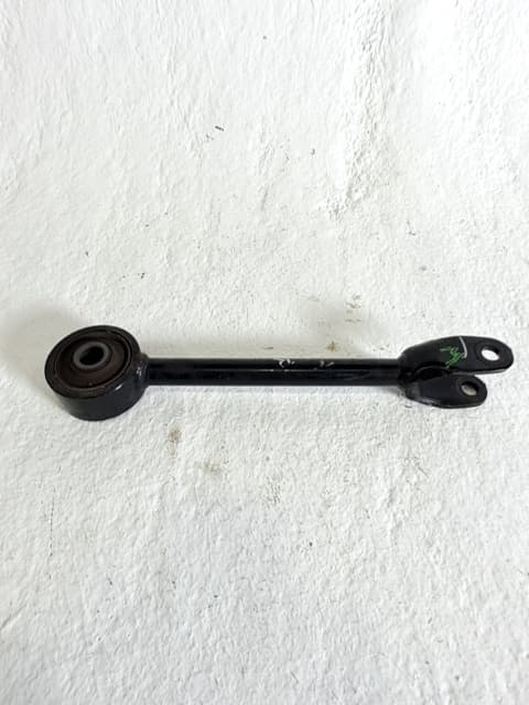 Brazo suspension inferior trasero derecho NISSAN X-TRAIL