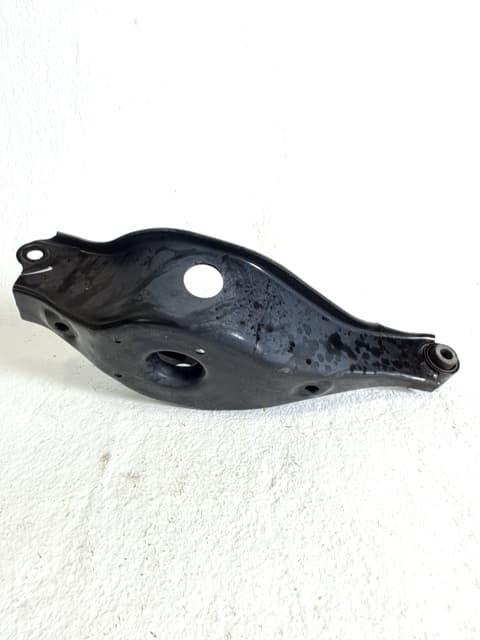 Brazo suspension inferior trasero izquierdo NISSAN X-TRAIL 2
