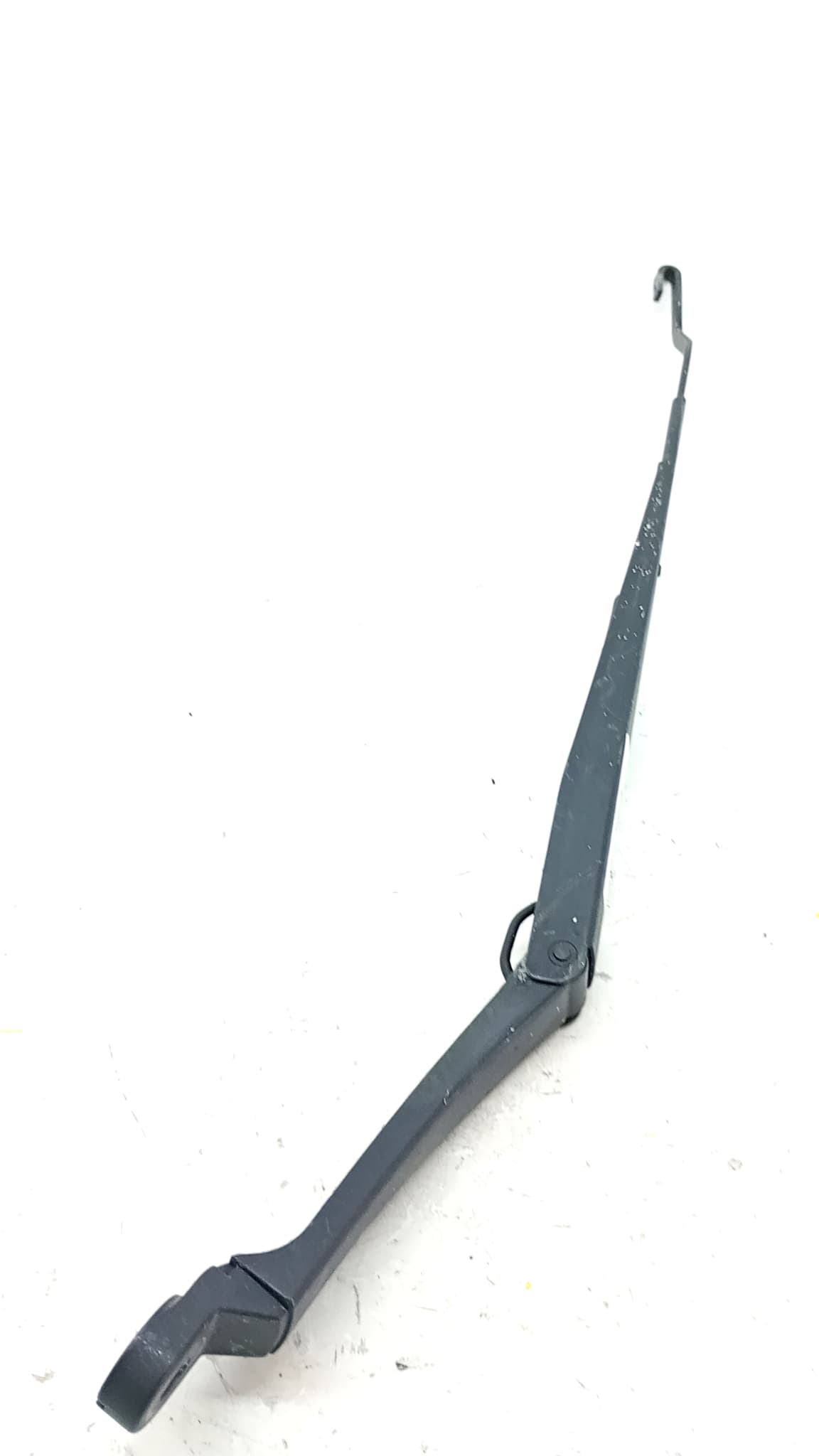 Brazo limpia delantero izquierdo KIA SPORTAGE