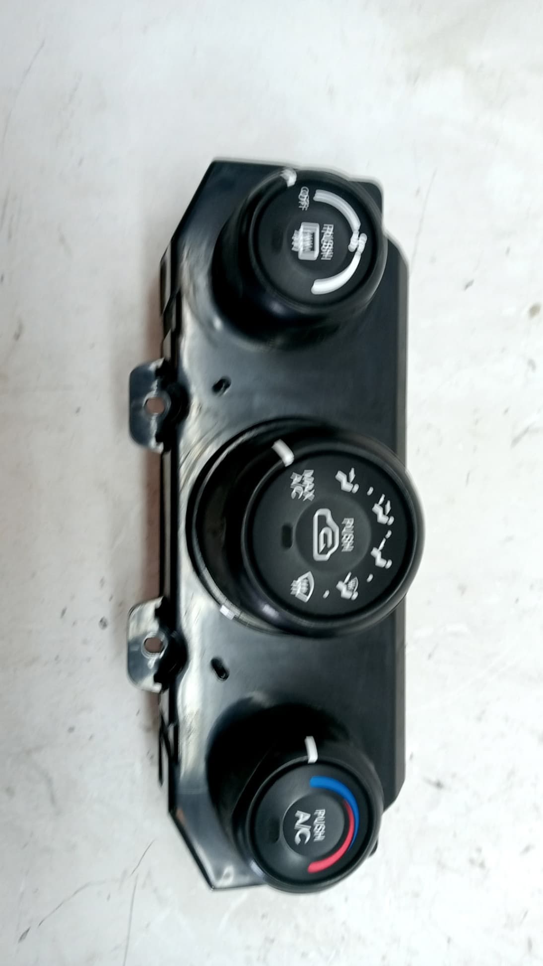 Mando climatizador KIA SPORTAGE
