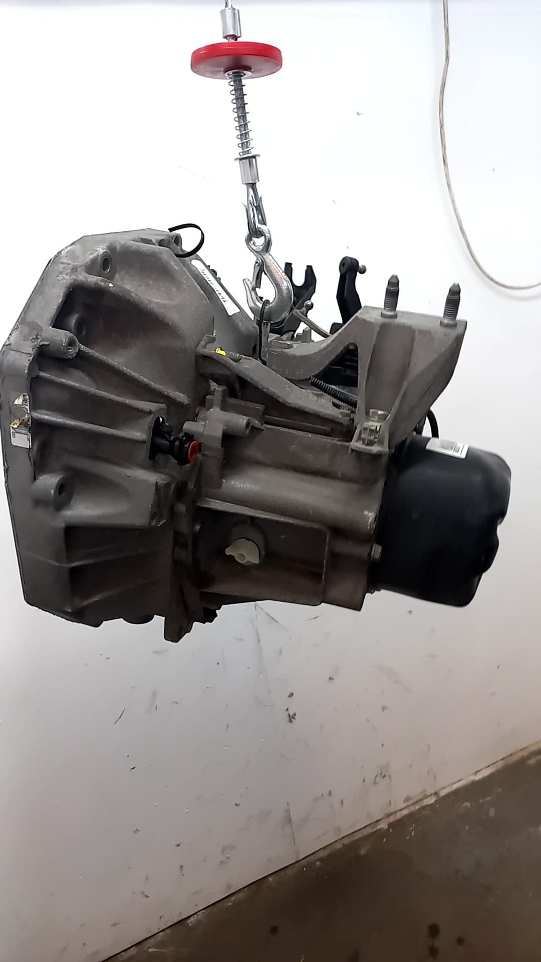 Caja cambios DACIA SANDERO 5