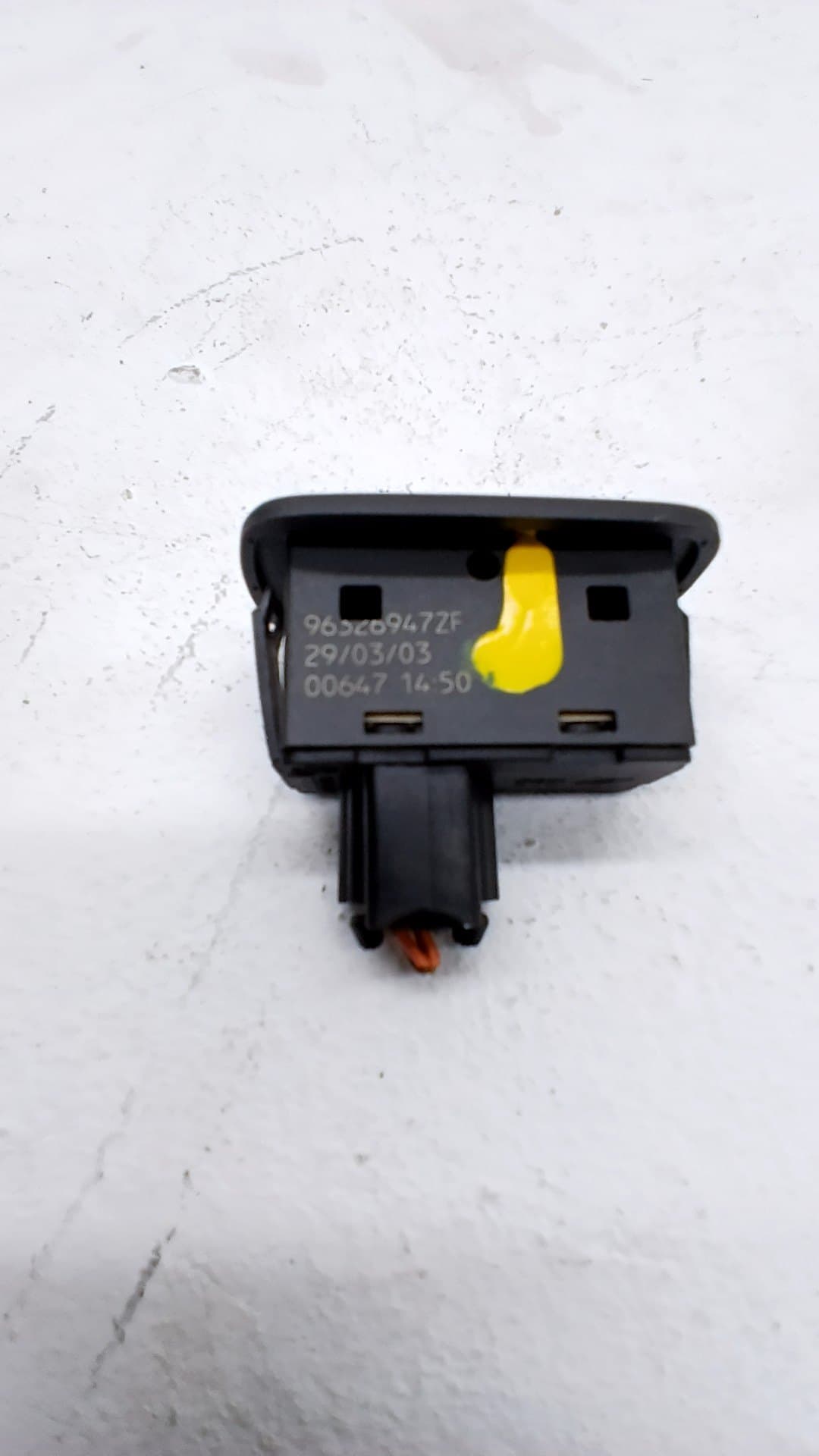 Mando elevalunas delantero derecho CITROEN C5 BERLINA 4