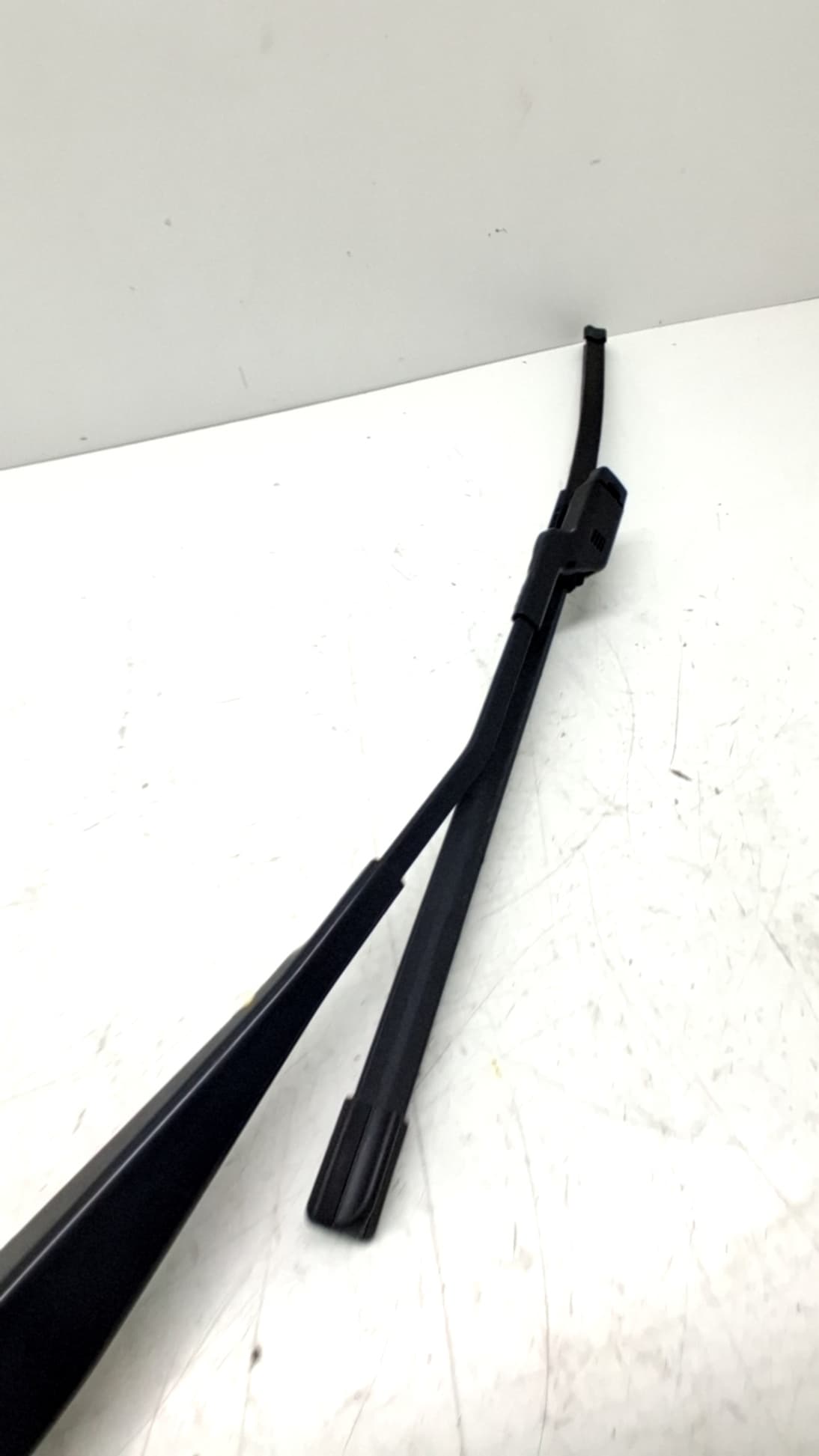 Brazo limpia delantero izquierdo JEEP RENEGADE 3
