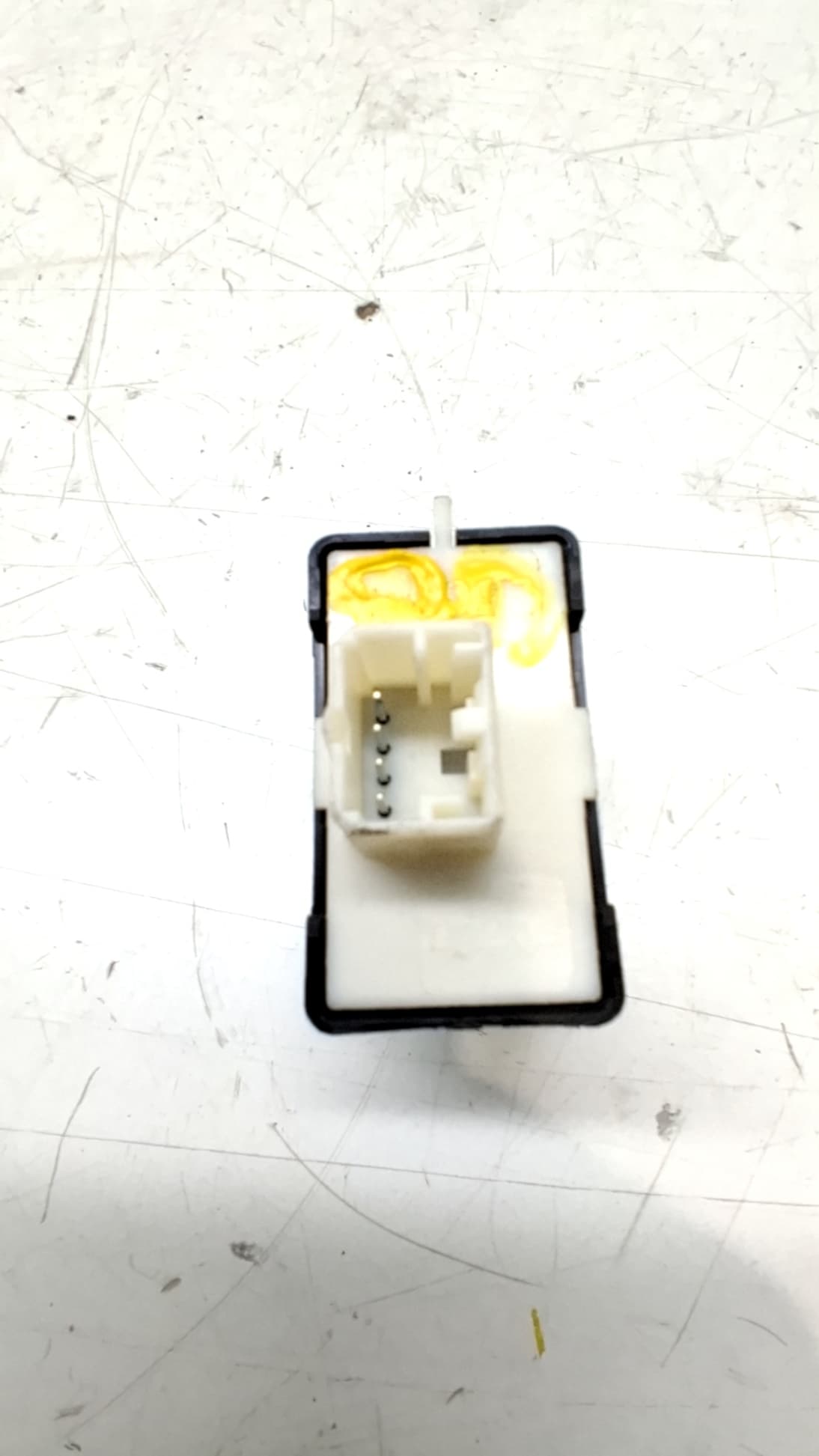 Mando elevalunas trasero derecho JEEP RENEGADE 2