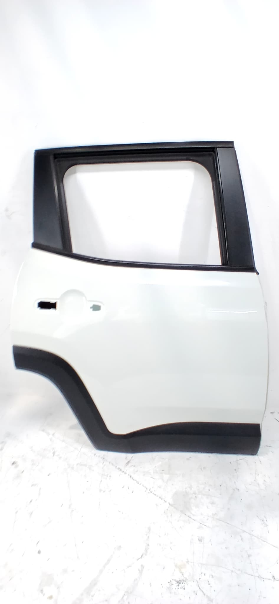 Puerta trasera derecha JEEP RENEGADE