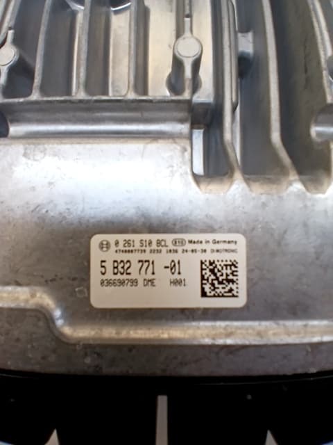 Centralita motor uce BMW Z4 ROADSTER (E89) 3