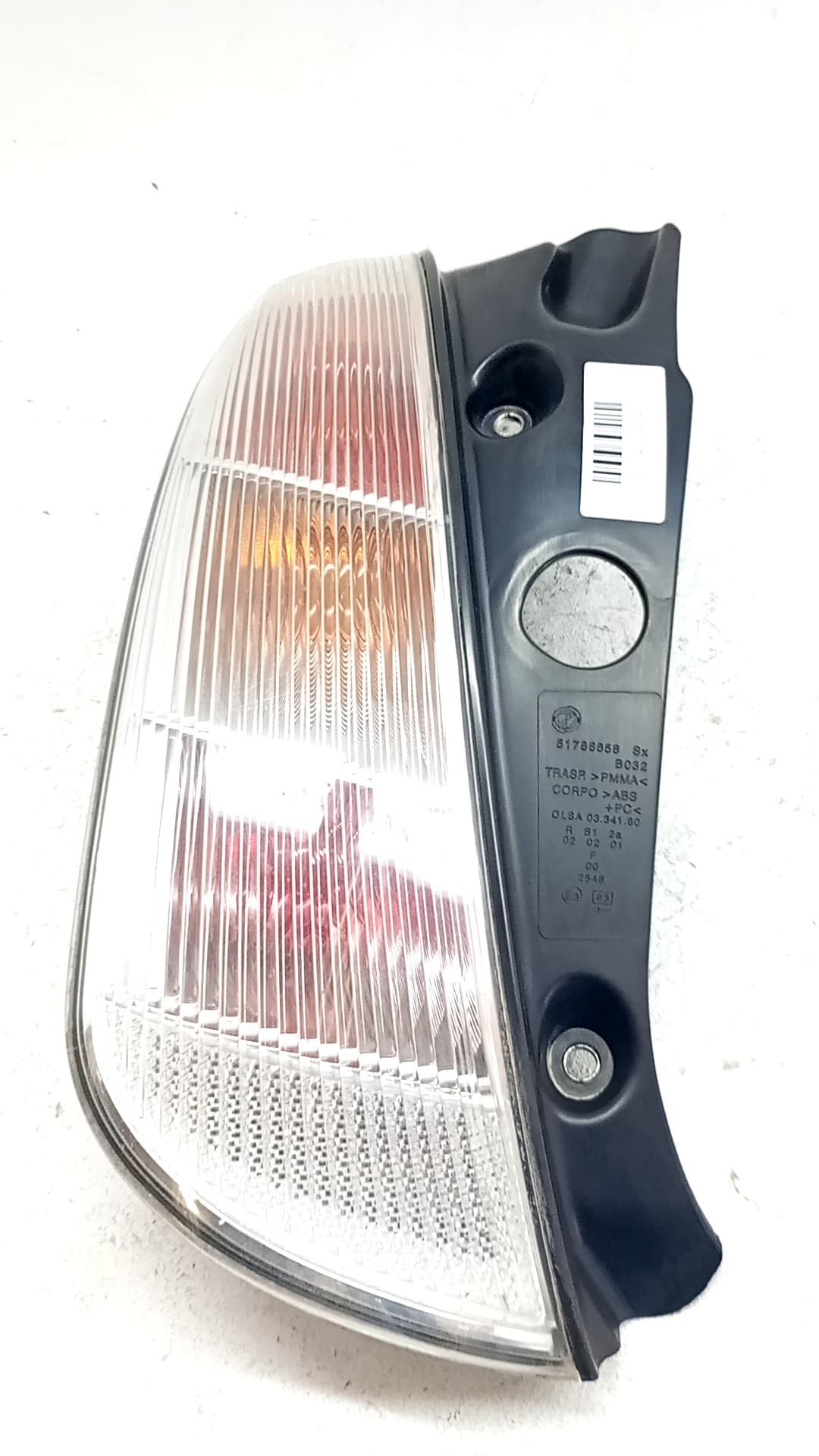 Piloto trasero izquierdo LANCIA YPSILON (101)