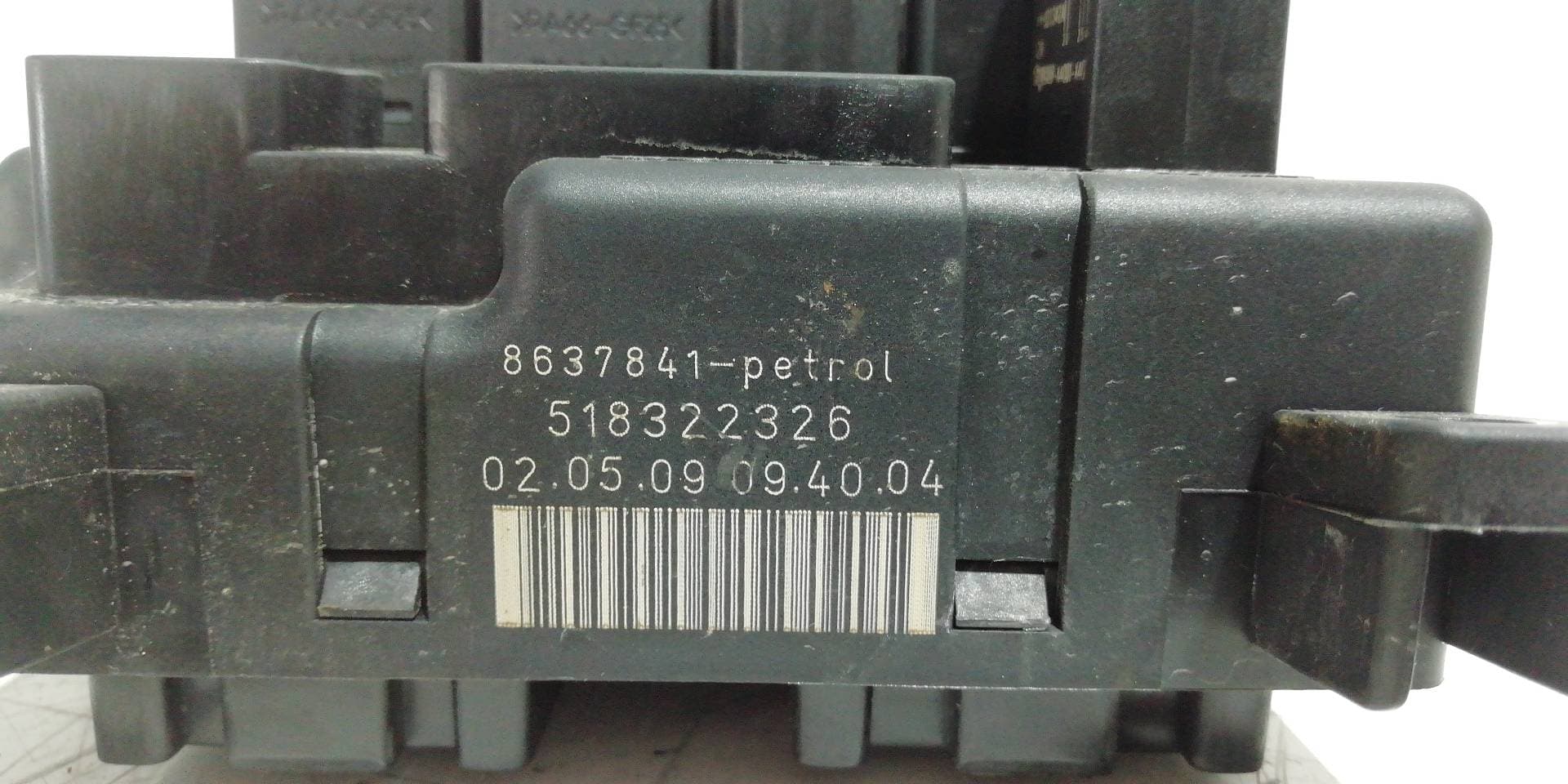 Caja reles / fusibles VOLVO S80 BERLINA 2