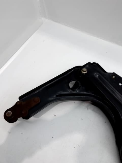 Brazo suspension inferior delantero derecho FORD STREET KA (RL2) 4