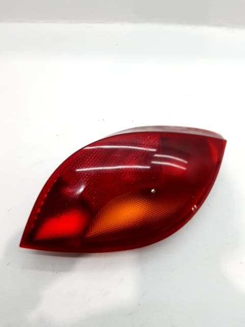 Piloto trasero derecho FORD STREET KA (RL2)