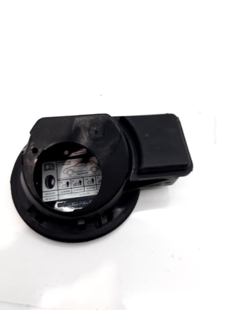 Tapa exterior combustible FORD STREET KA (RL2) 3