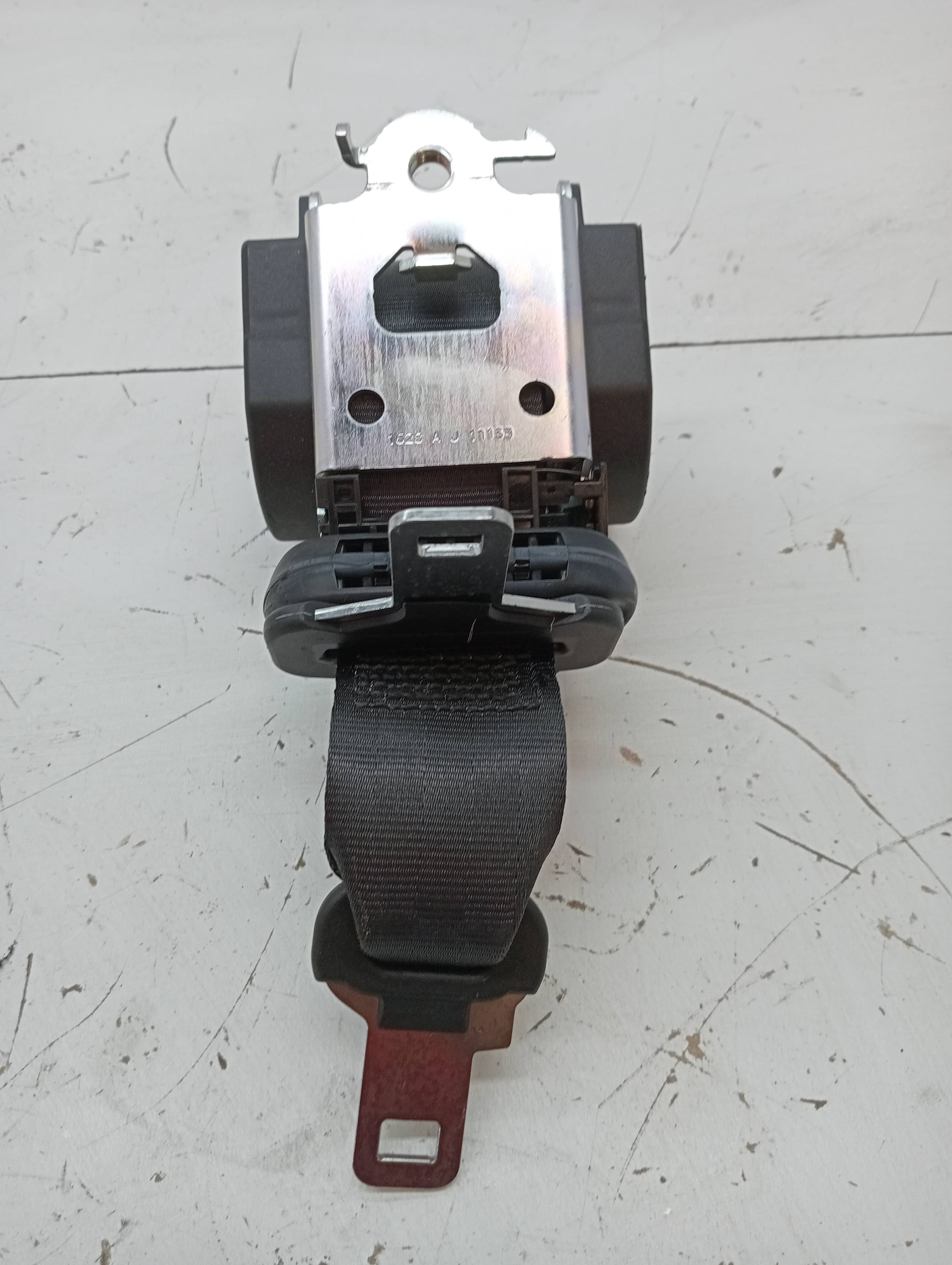 Cinturon seguridad trasero central DACIA SANDERO