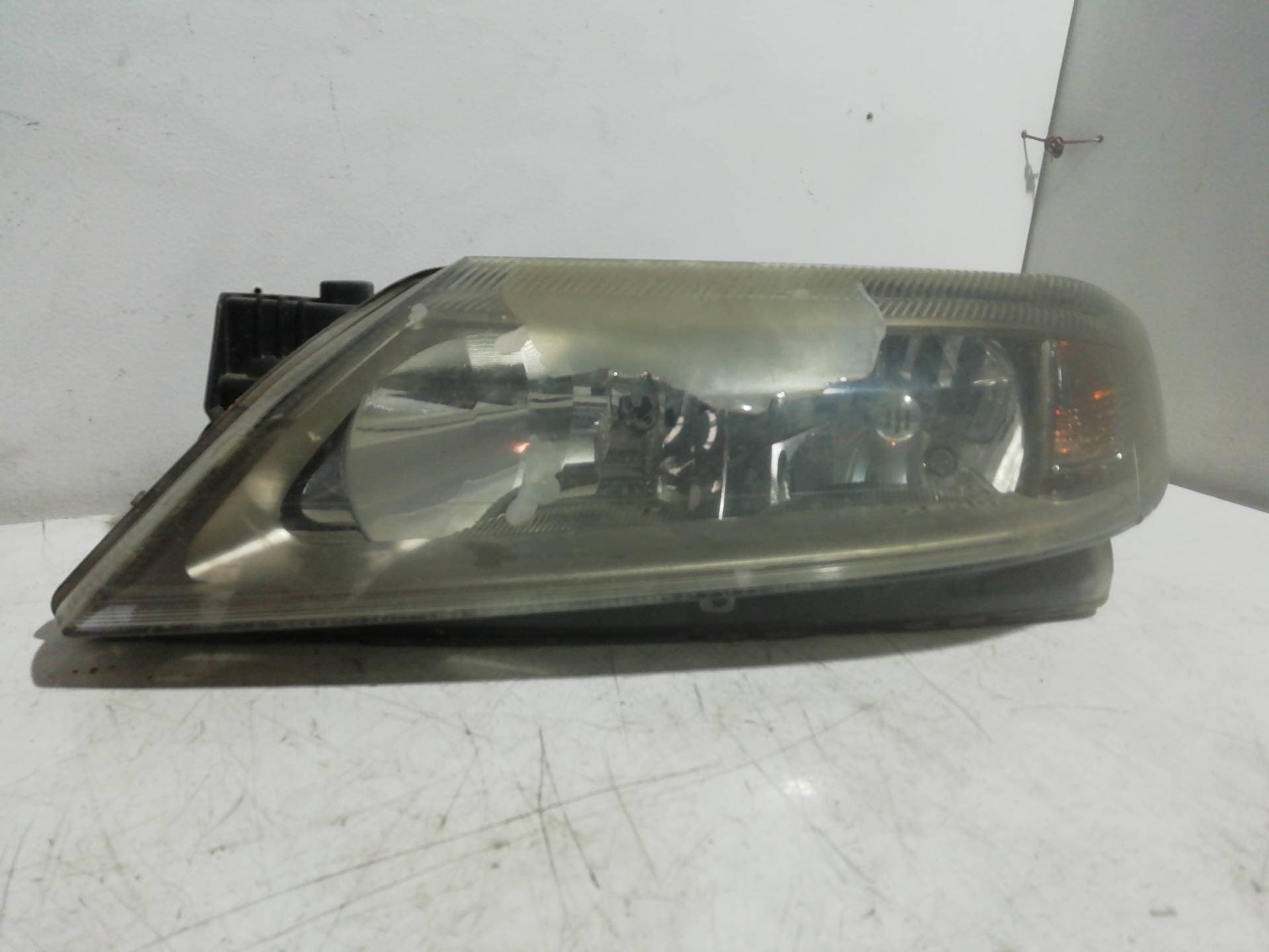 Faro izquierdo RENAULT LAGUNA II (BG0)