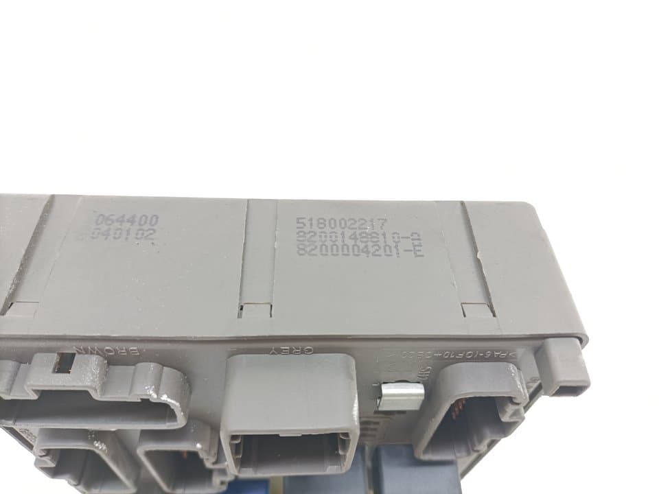 Caja reles / fusibles RENAULT LAGUNA II (BG0) 3