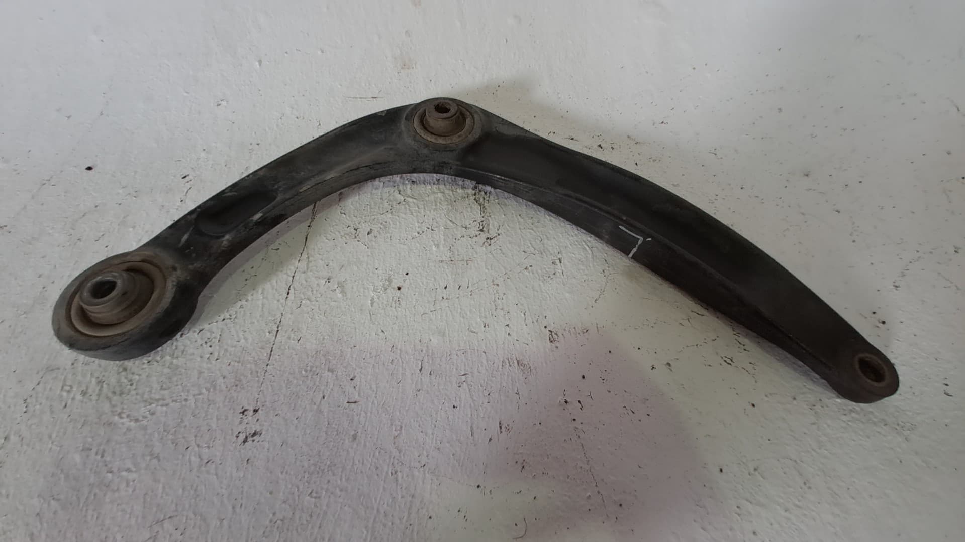 Brazo suspension inferior delantero izquierdo PEUGEOT 5008