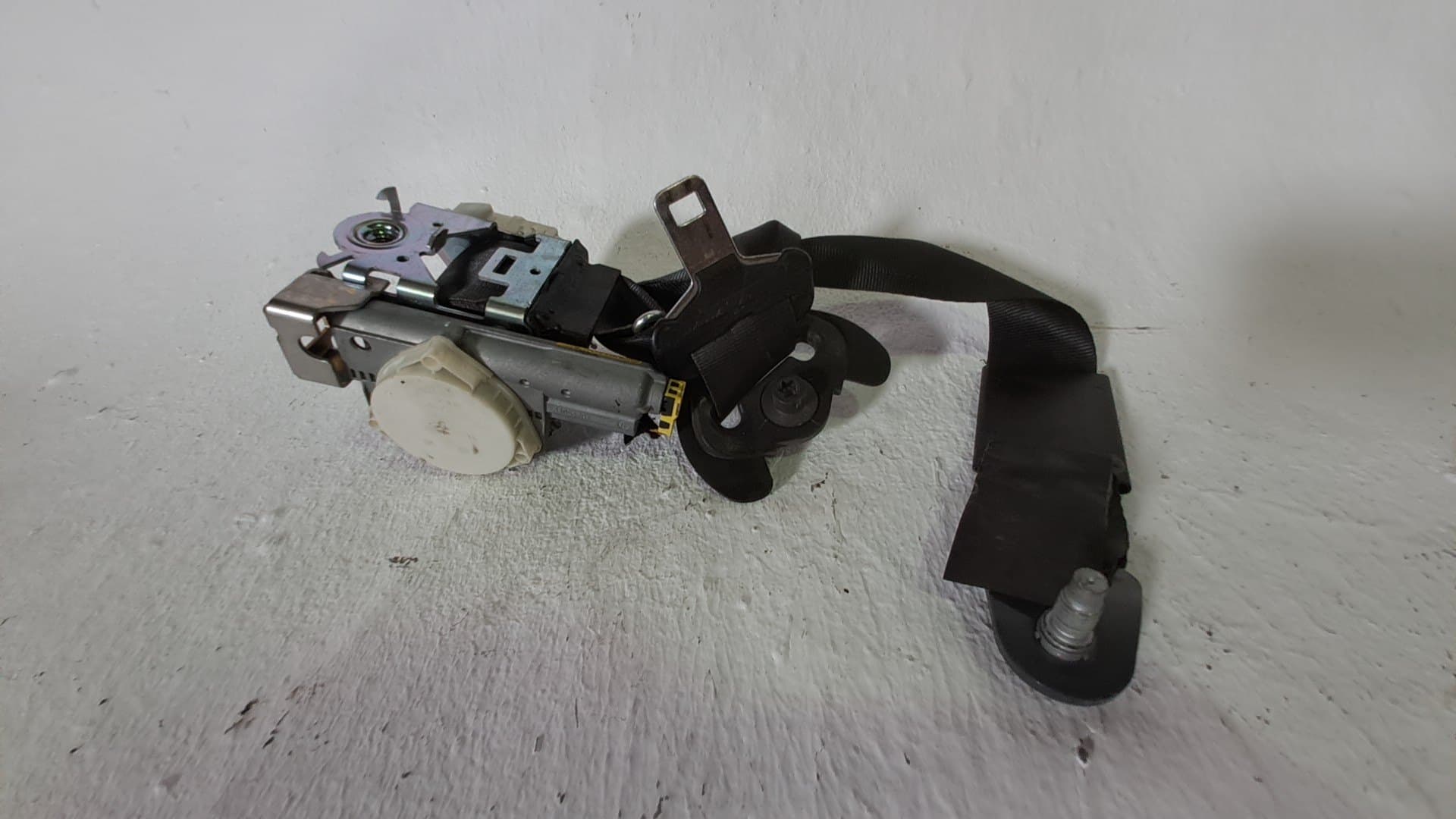Cinturon seguridad delantero izquierdo PEUGEOT 5008 2