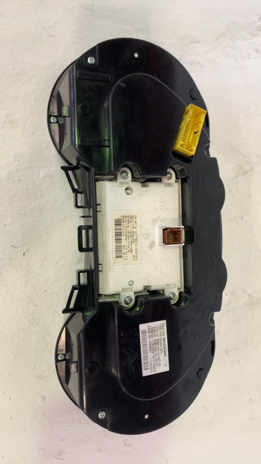 Cuadro instrumentos PEUGEOT 5008 2