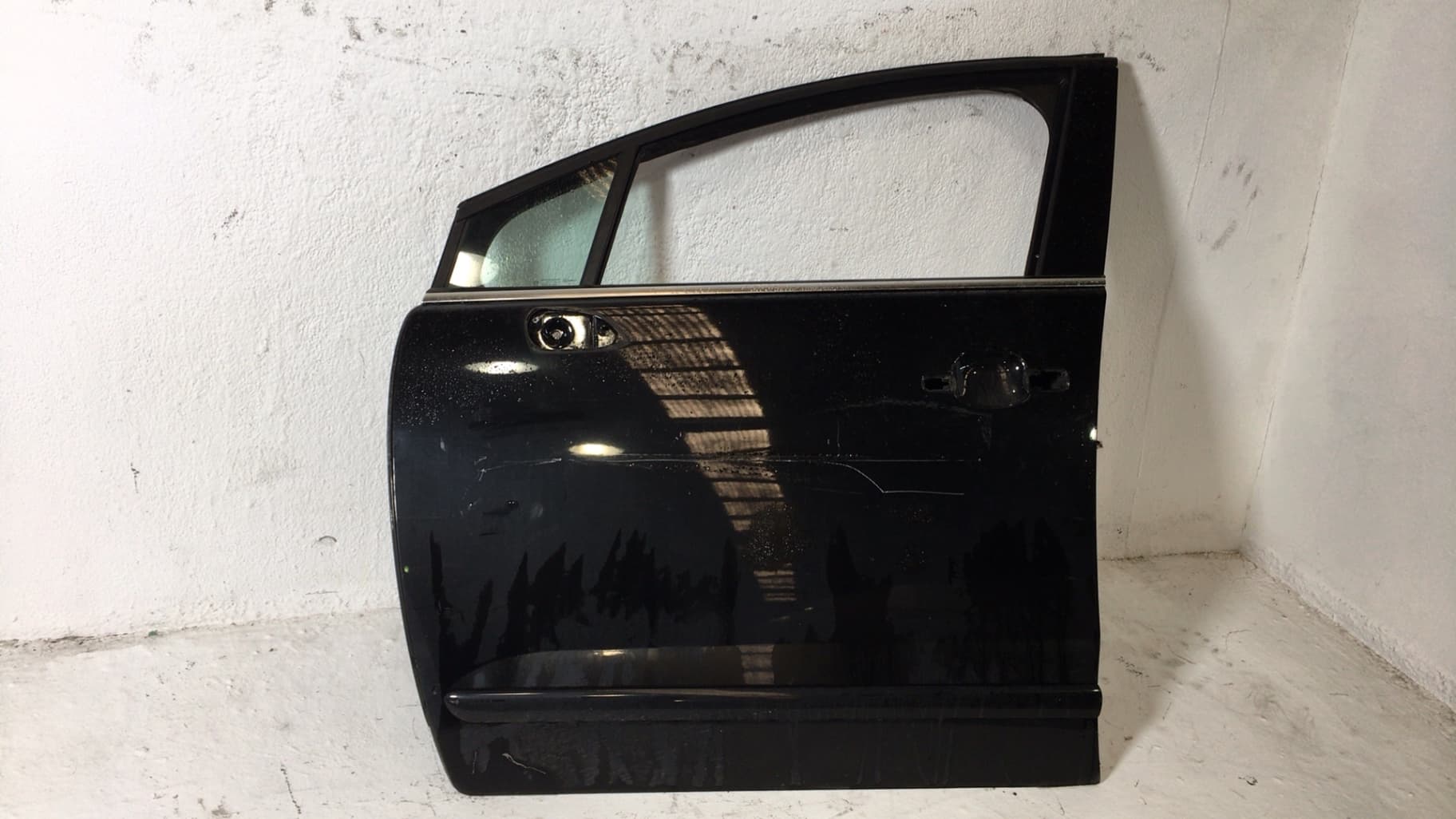Puerta delantera izquierda PEUGEOT 5008