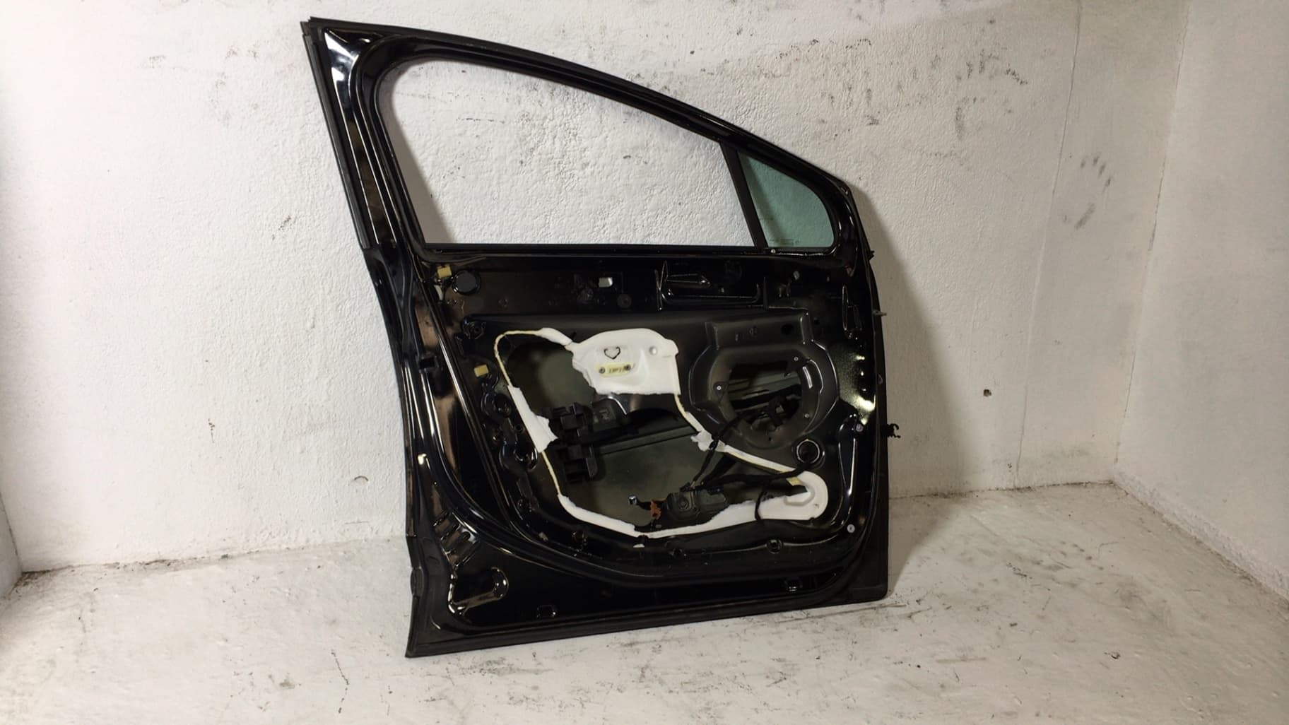 Puerta delantera izquierda PEUGEOT 5008 2