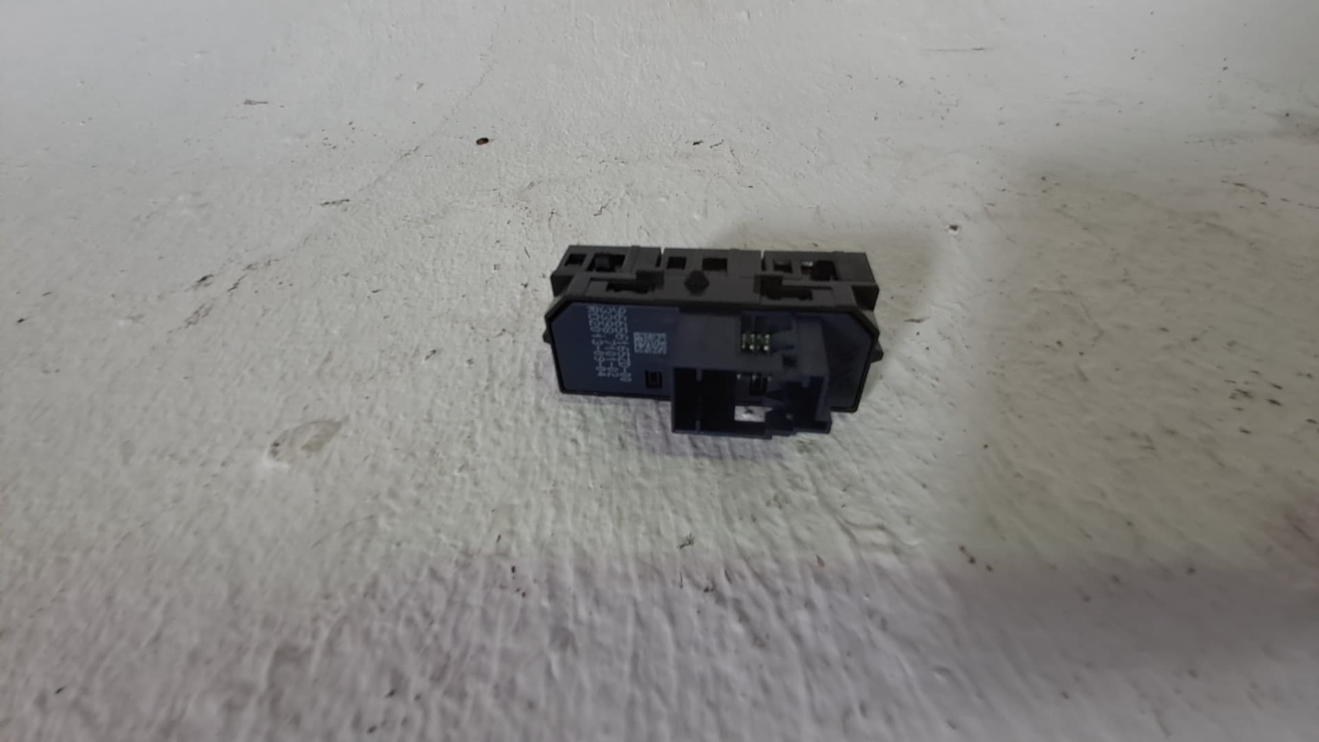Recambio PEUGEOT 5008 ref. 96656165ZD 2