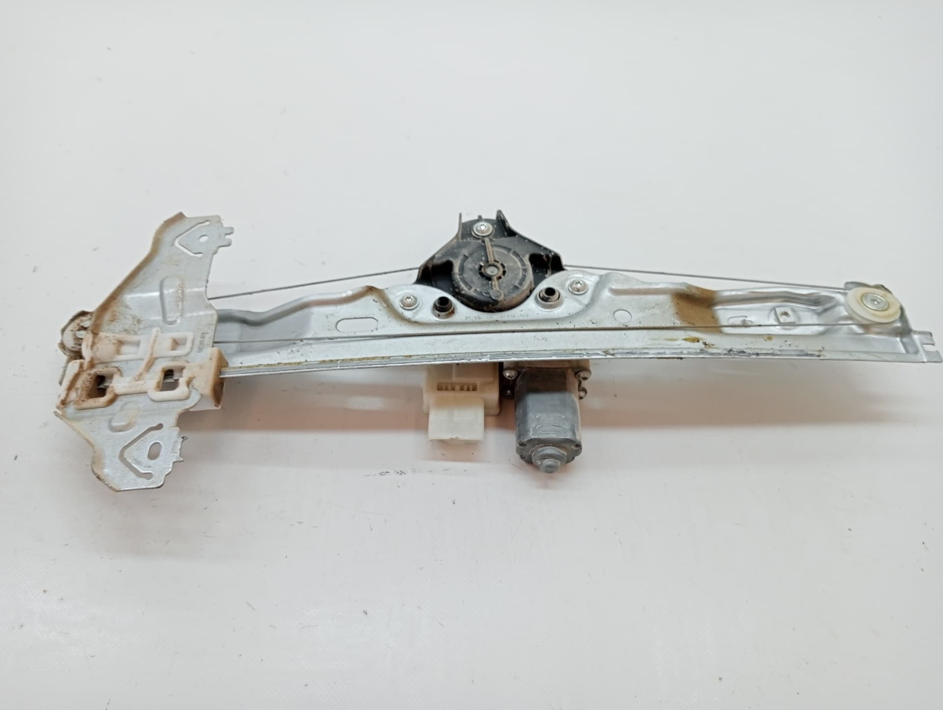 Elevalunas delantero izquierdo NISSAN QASHQAI (J11) 2