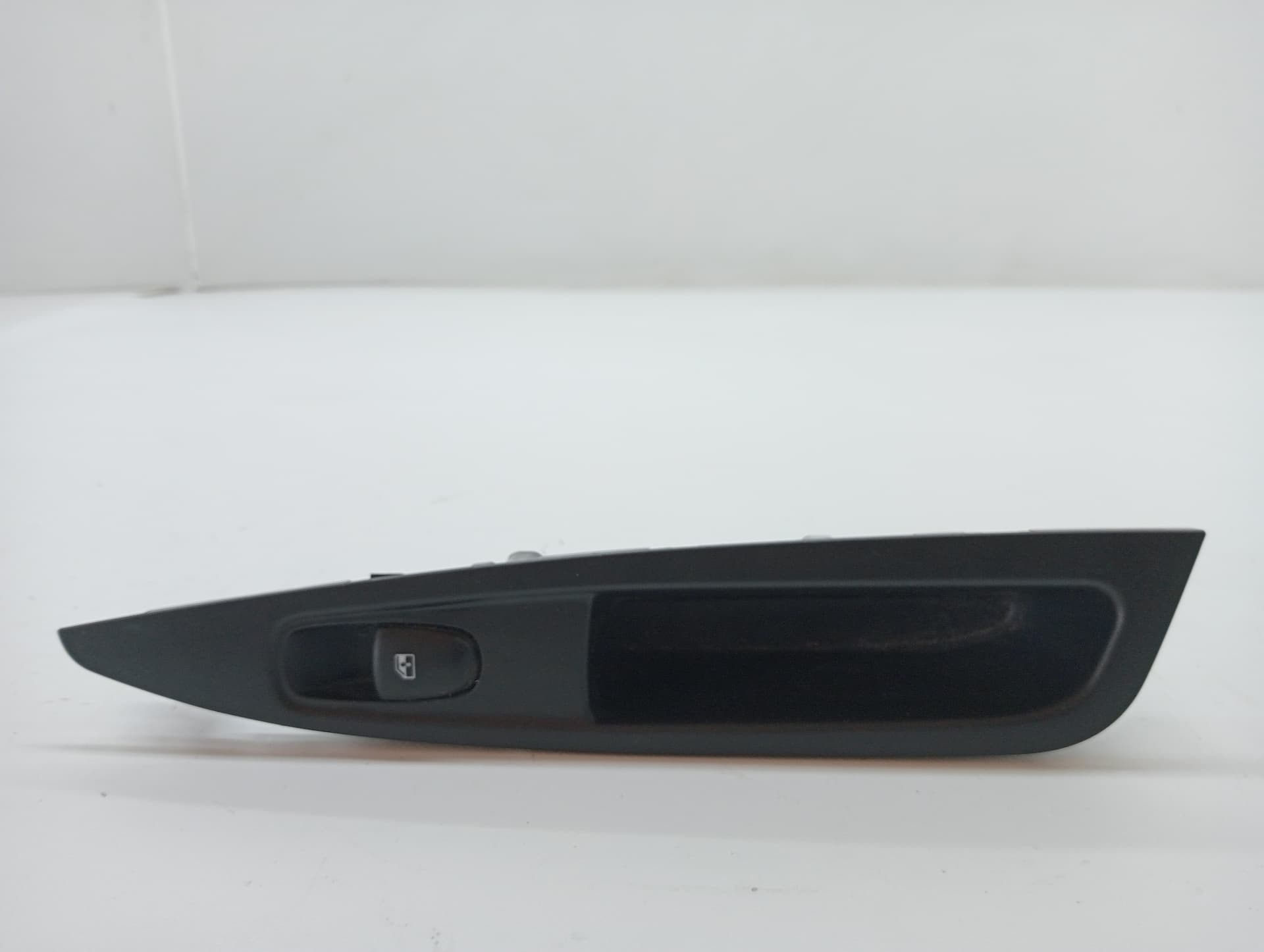Mando elevalunas trasero derecho NISSAN QASHQAI (J11)