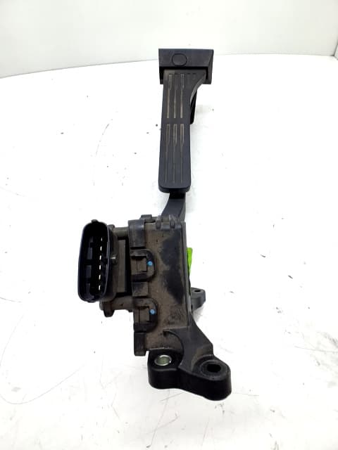 Pedal acelerador SSANGYONG XLV