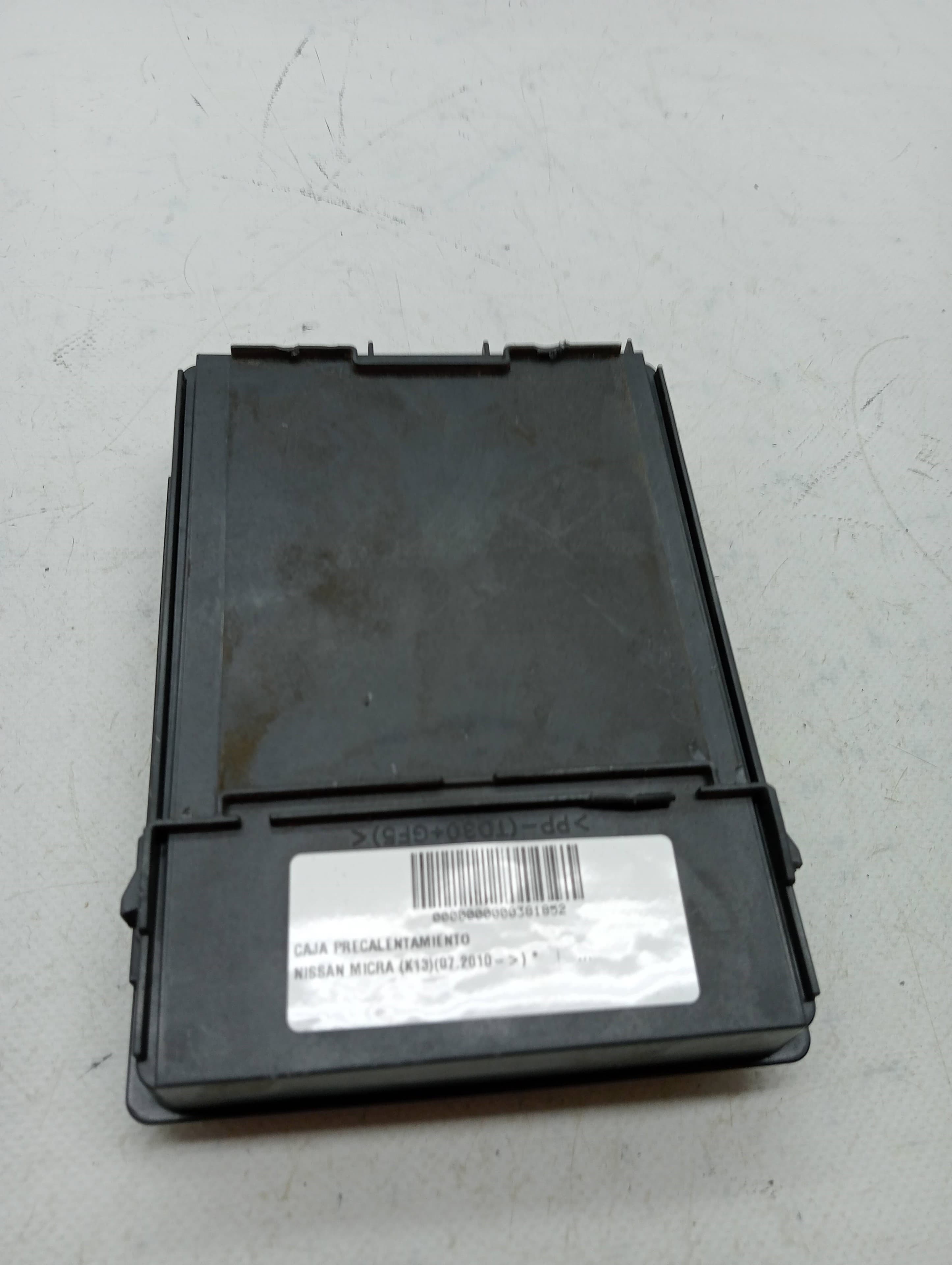 Caja precalentamiento NISSAN MICRA (K13)